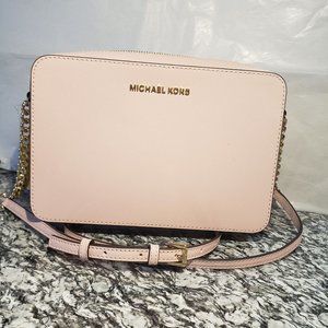 Jet Set East West LG Leather Crossbody